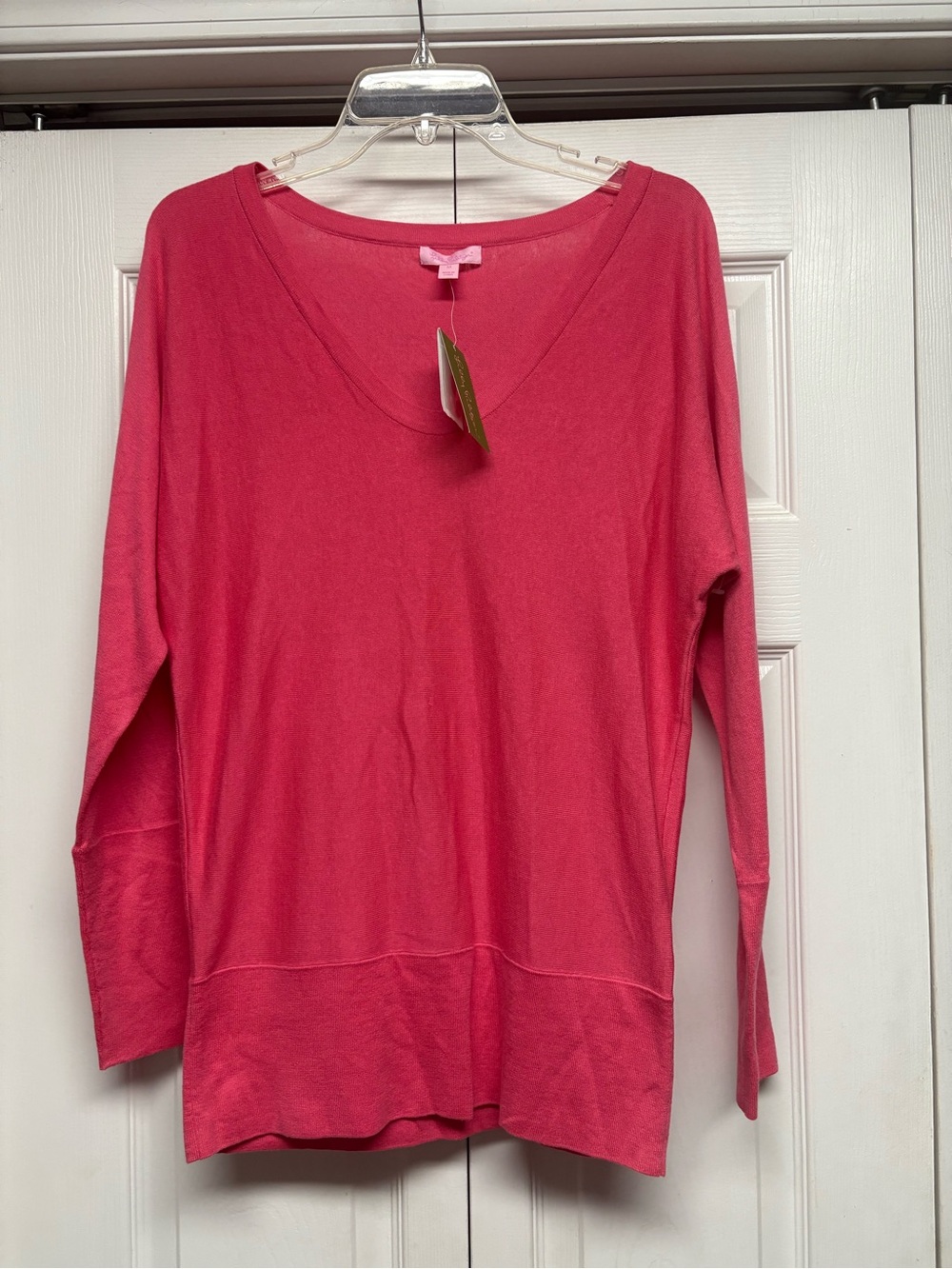 Lilly Pulitzer Raspberry Pink V-Neck Long Sleeve Top Coral pink color
